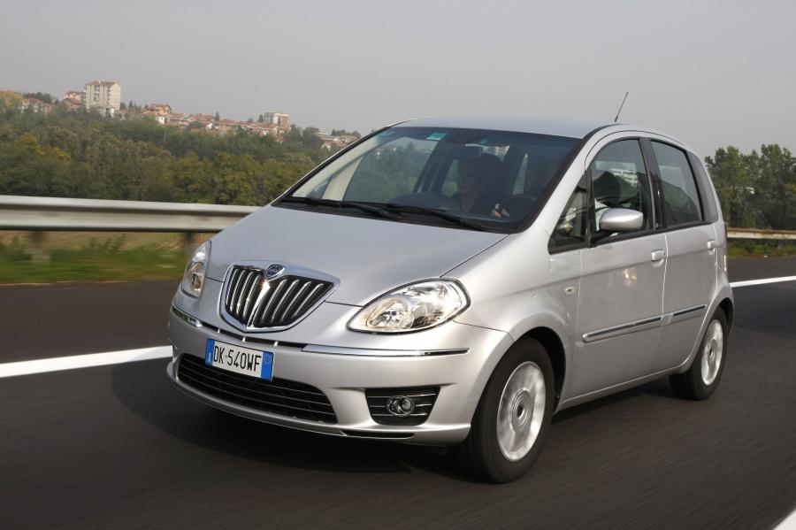  Lancia Musa 2007 года  (фото 45 из 86)
